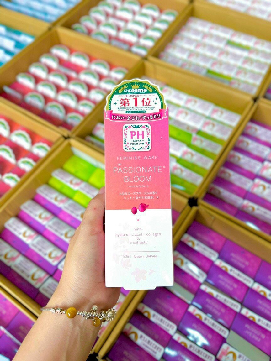 DUNG DỊCH VỆ SINH PHỤ NỮ PH JAPAN PREMIUM 150ML