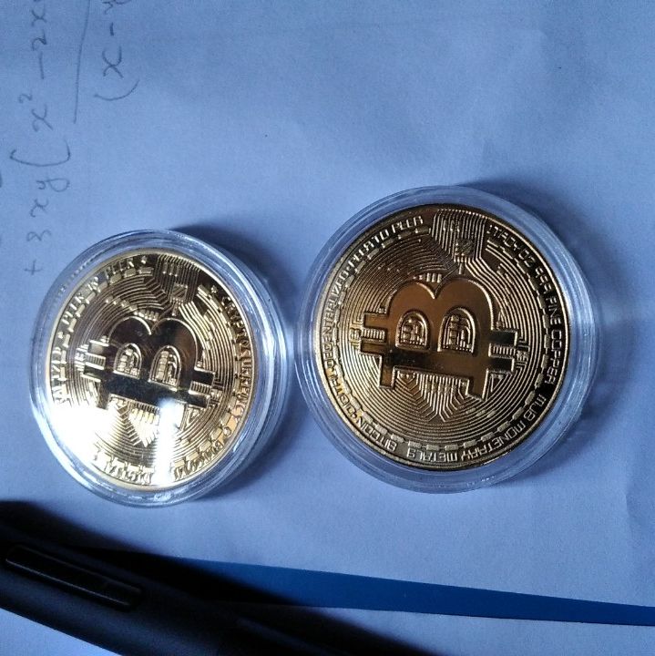 Đồng xu Bitcoin lưu niệm cao cấp