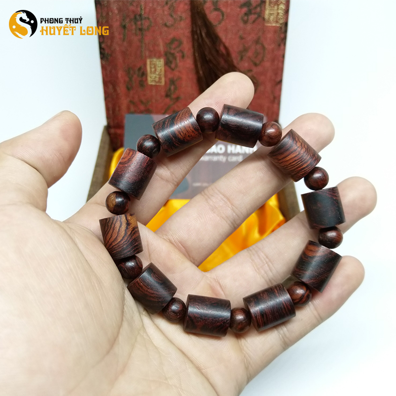 Vòng Gỗ Sưa Đỏ Đốt Trúc -  Vòng Tay Phong Thủy