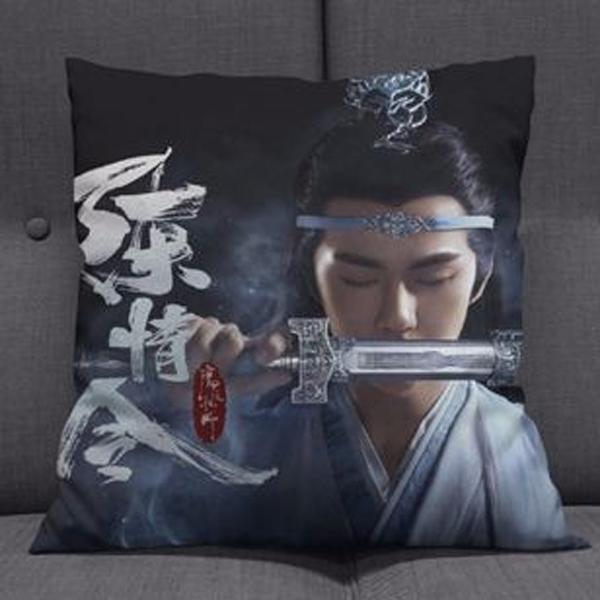 Gối Trần tình lệnh ma đạo tổ sư Lam Vong Cơ Ngụy Vô Tiện (30x30 - kèm ruột gối) in hình ảnh đẹp bông mềm Tiêu Chiến Vương Nhất Bác