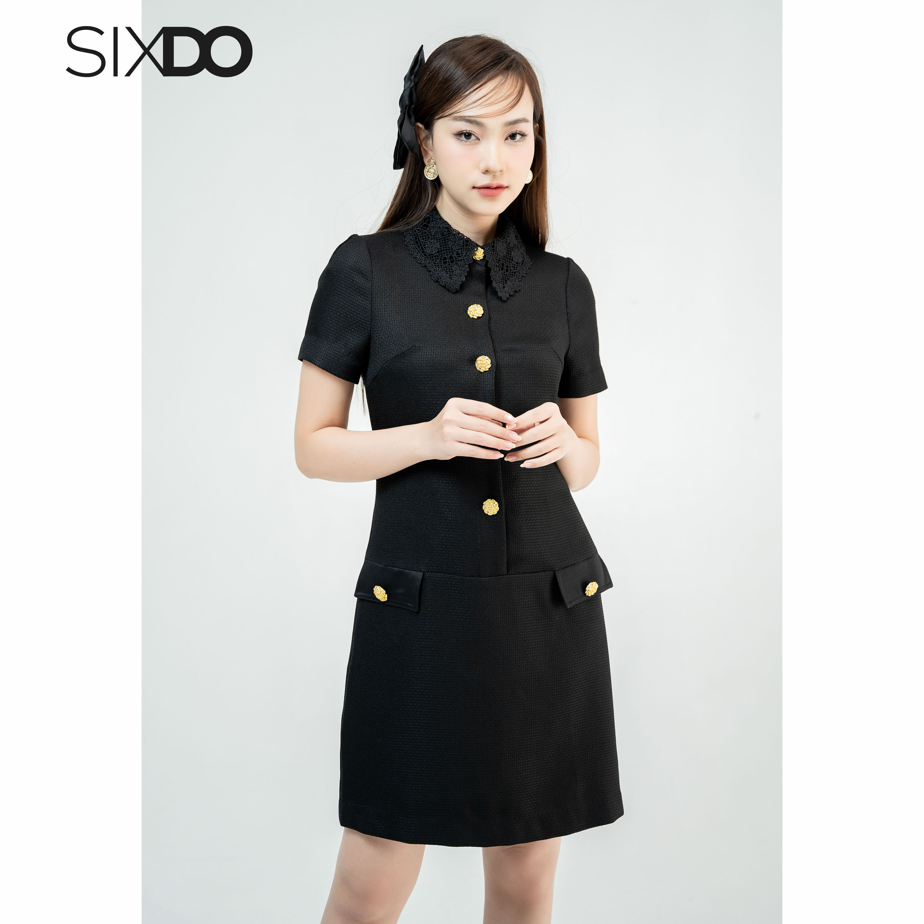 Đầm đen dáng A cổ ren SIXDO (Black Mini Dress With Lace Collar 1)