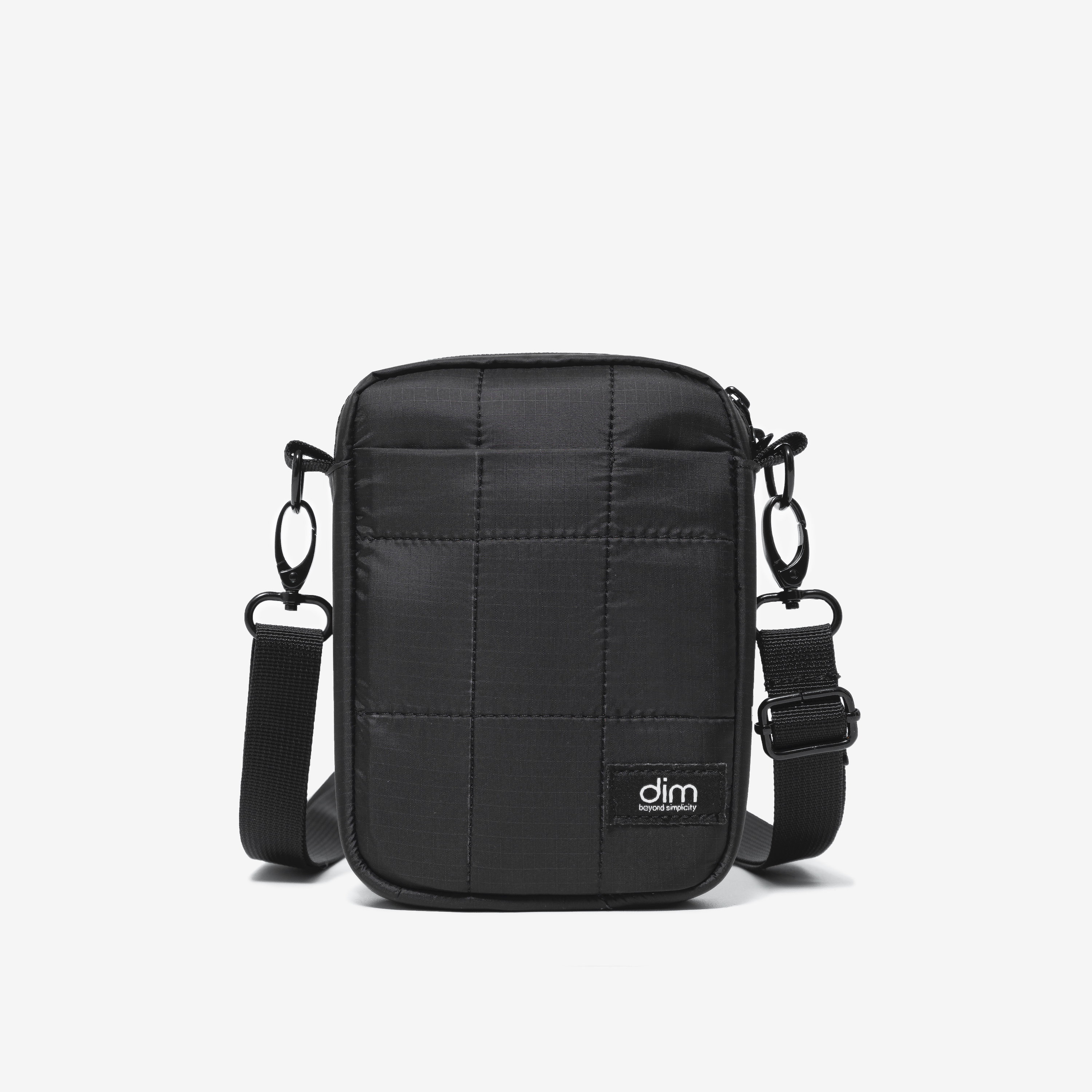 Túi đeo chéo DIM Light Mini Bag - Chất liệu chống thấm nước