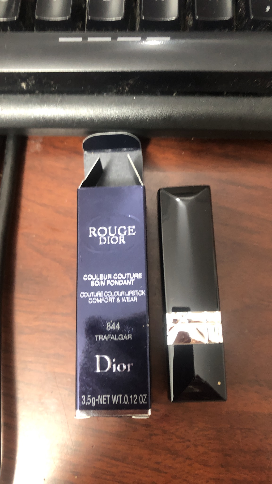 Son Dior Rouge số 844 màu Đỏ Cam tươi tắn
