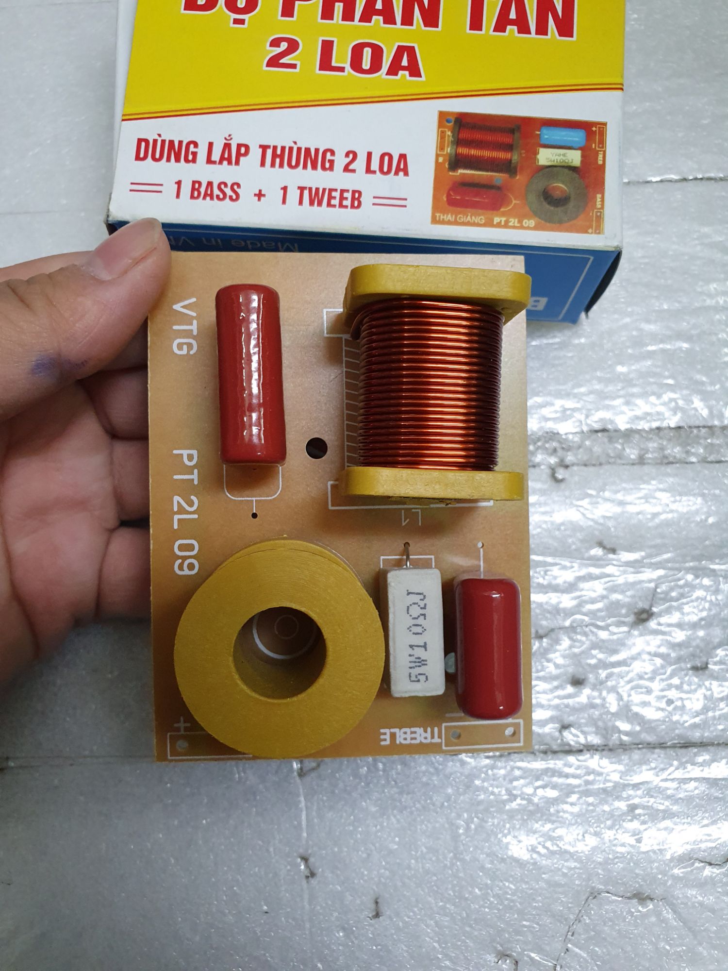 mạch phân tần 2 loa Thái giảng giá 1 chiếc