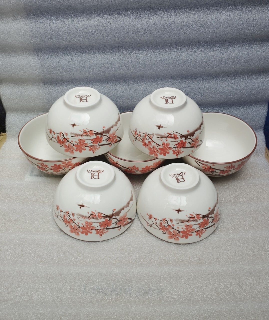 Combo 10 chén , 5 chén sứ hoa văn 4d hoa đỏ 11cm gl125, chén cơm trắng 11cm, chén chấm trắng 8.5cm