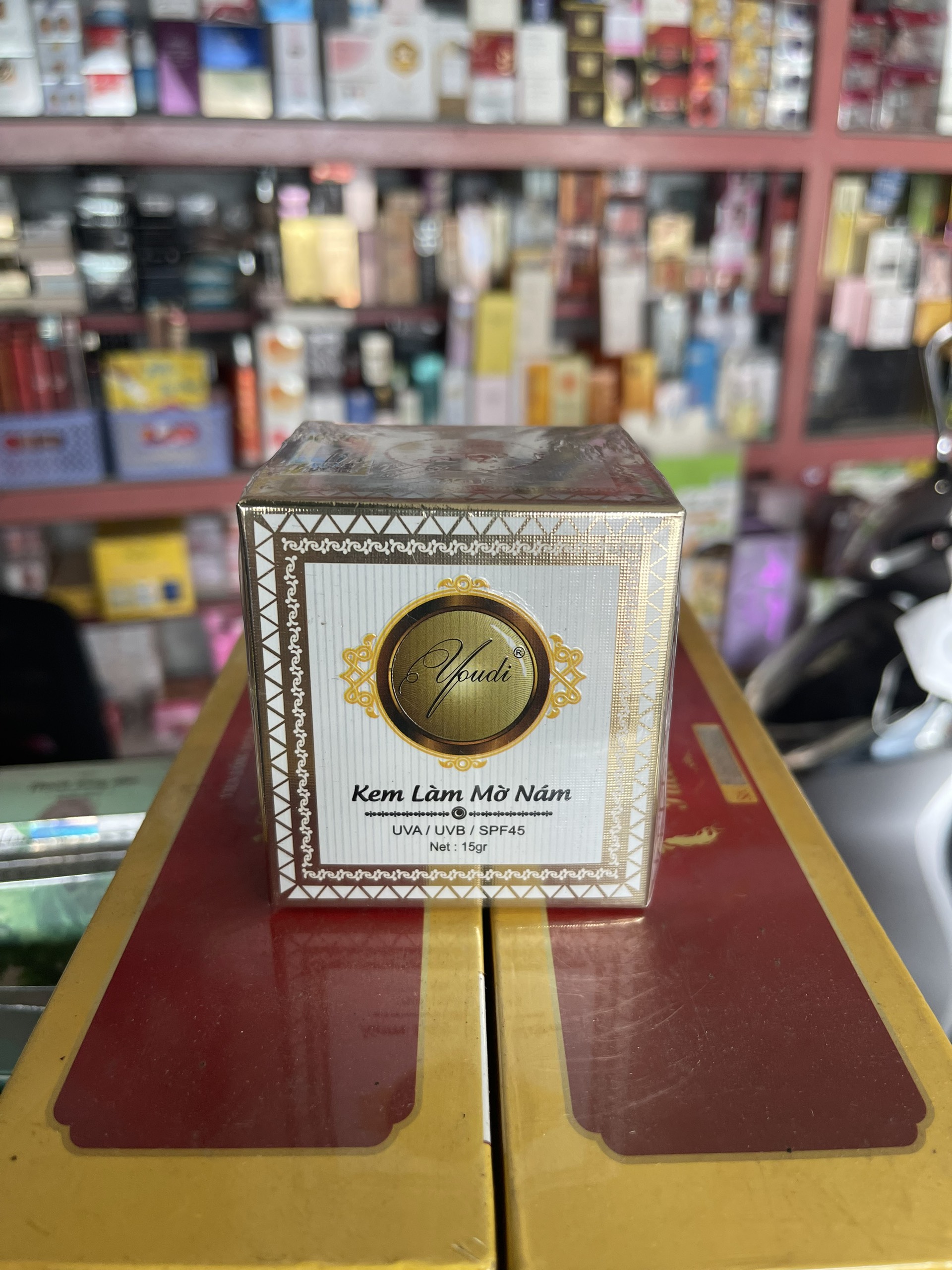 Kem làm mờ nám Youdi 15g