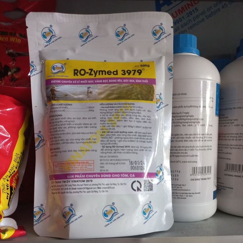 Ro - zymed 3979 men xử lí nhớt đáy ao, váng bọt, đáy đen, sình thối. 500gram