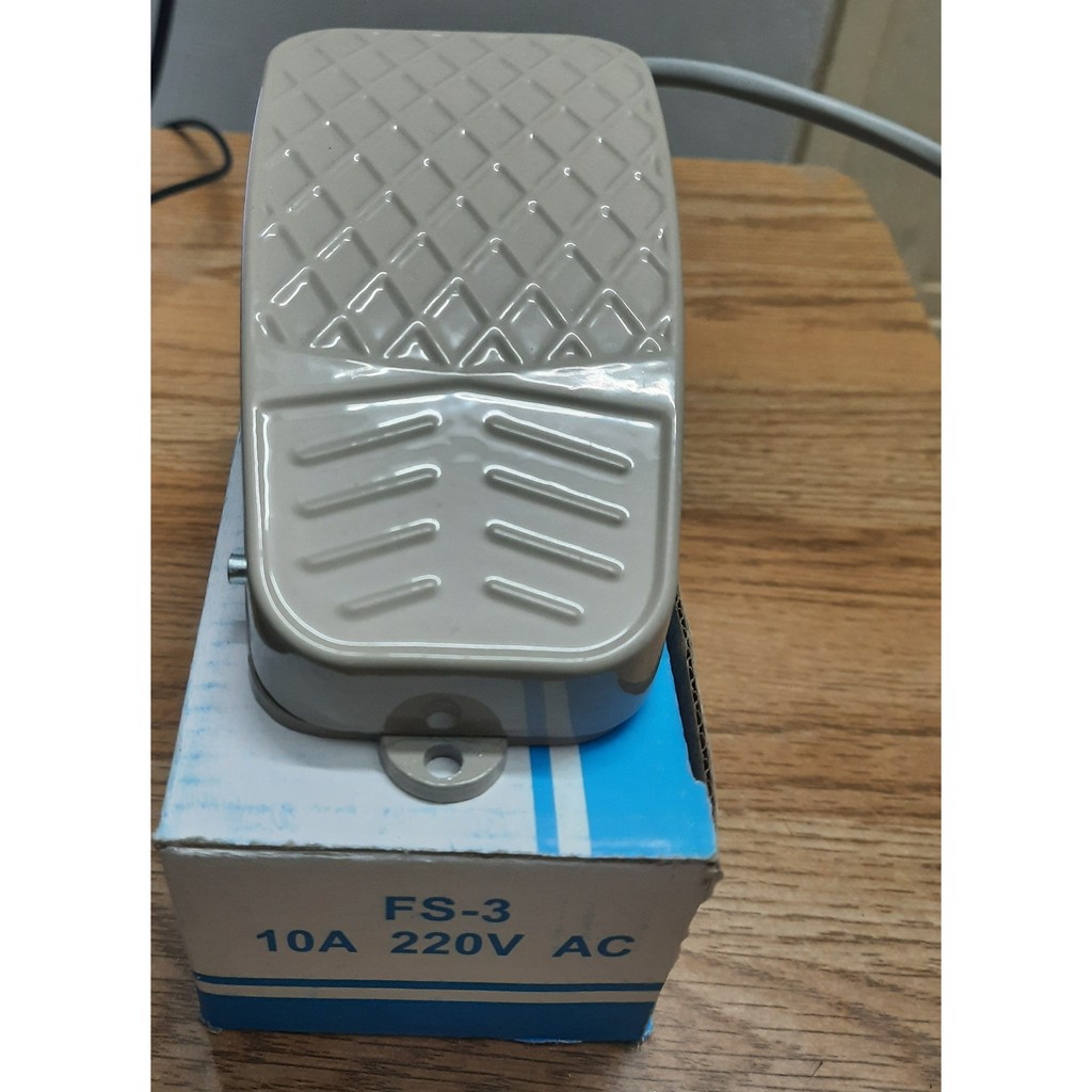 Công Tắc Bàn Đạp Chân 220VAC / 380VAC -10A FS-3