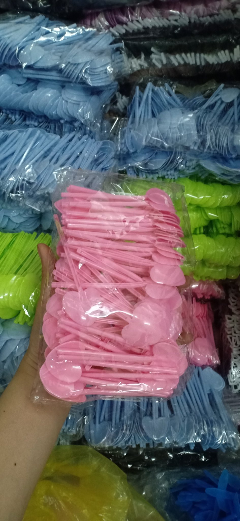 Combo 100 xẻng tim múc bột, múc kem (hồng)