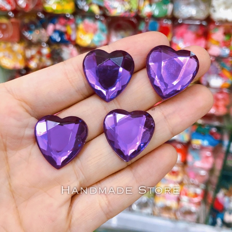 Charm tim tím (Thanh lý)