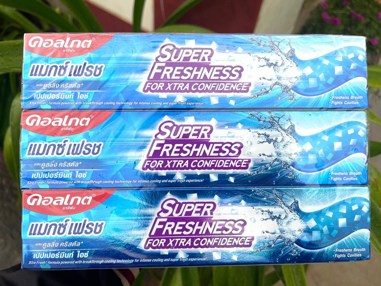 kem đánh răng Colgate Max Fresh Thái lan