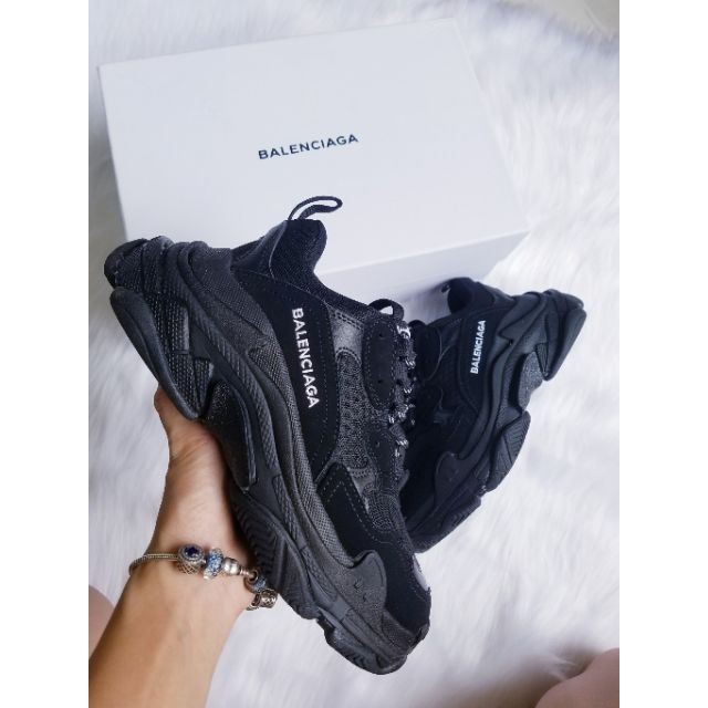 ??FULL BOX?? Giày Sneaker TRIPS Đen  - Giày Thể Thao TRIPS Đen Nam Nữ [Tặng tất]