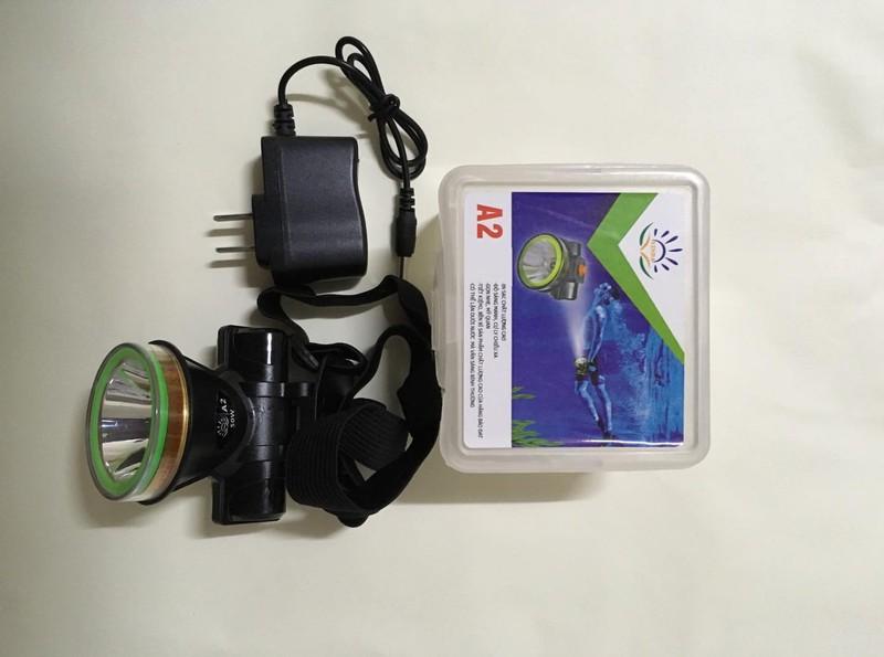 [HCM]Đèn Đi đêm Đèn pin dã ngoại Đèn Đội Đầu A2 50W Siêu SÁng Chống Nước Chip Led Siêu Sáng Tiết kiệm Pin