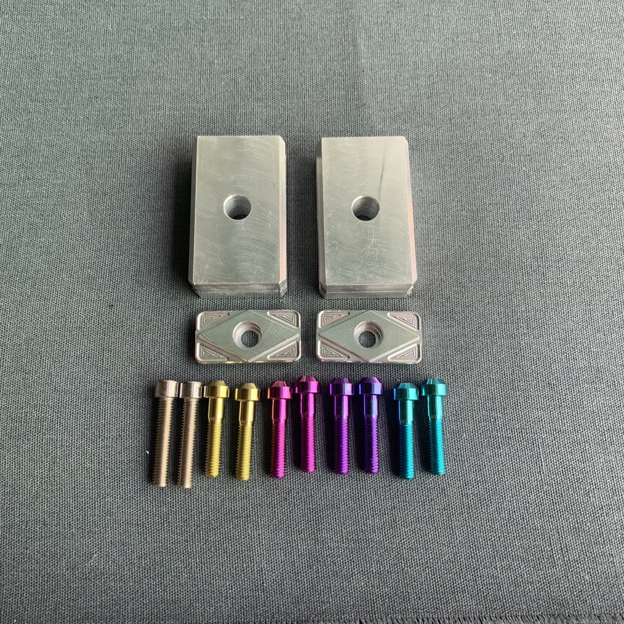 bộ tăng sên âm raider / satria nhôm cnc kèm 2 ốc