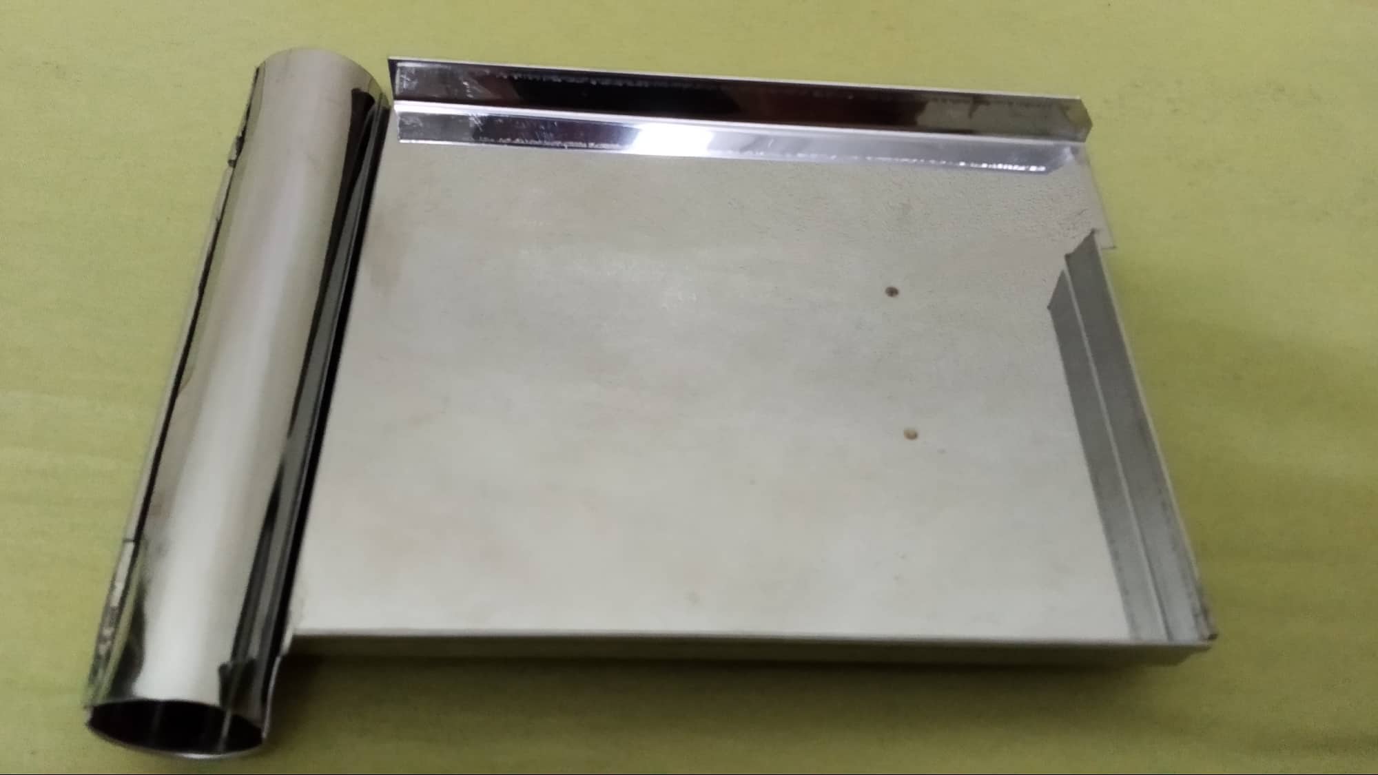 Khay inox đếm chia liều