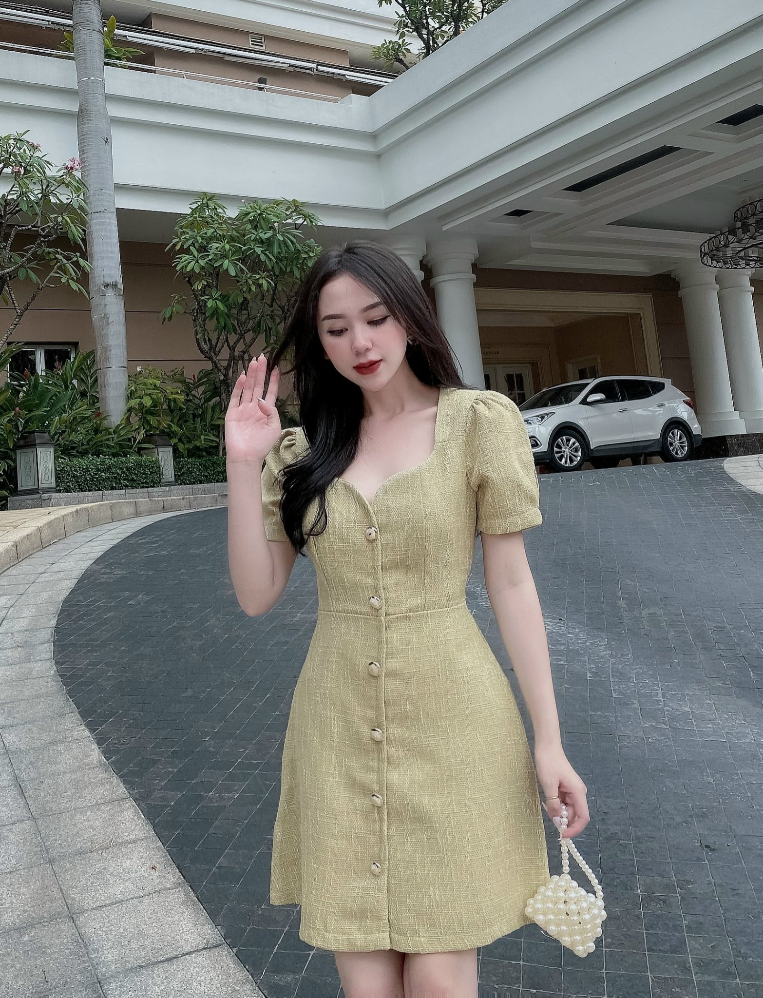 Đầm bố nút vàng DB19 siêu sanh chảnh