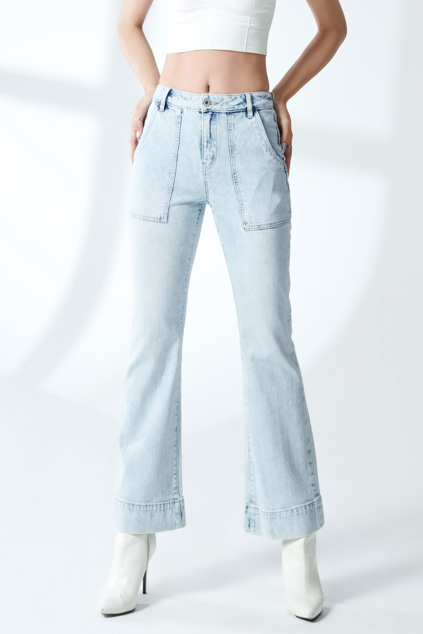 Quần jeans nữ dáng loe V-SIXTYFOUR - 220WD1084F3910