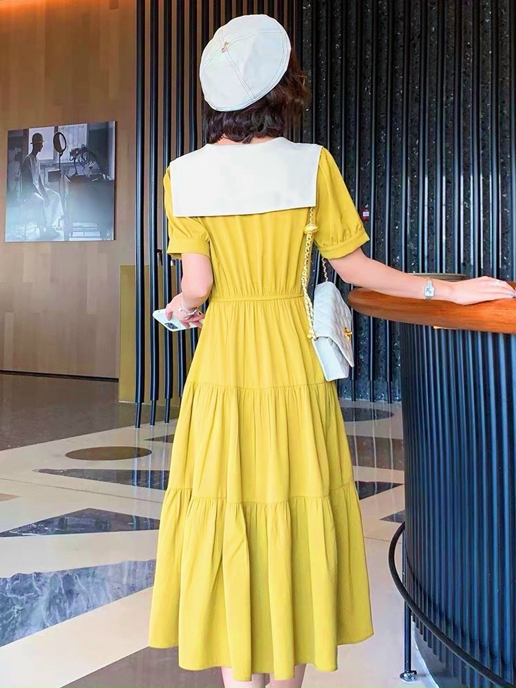 Đầm vàng tầng cổ trắng v2