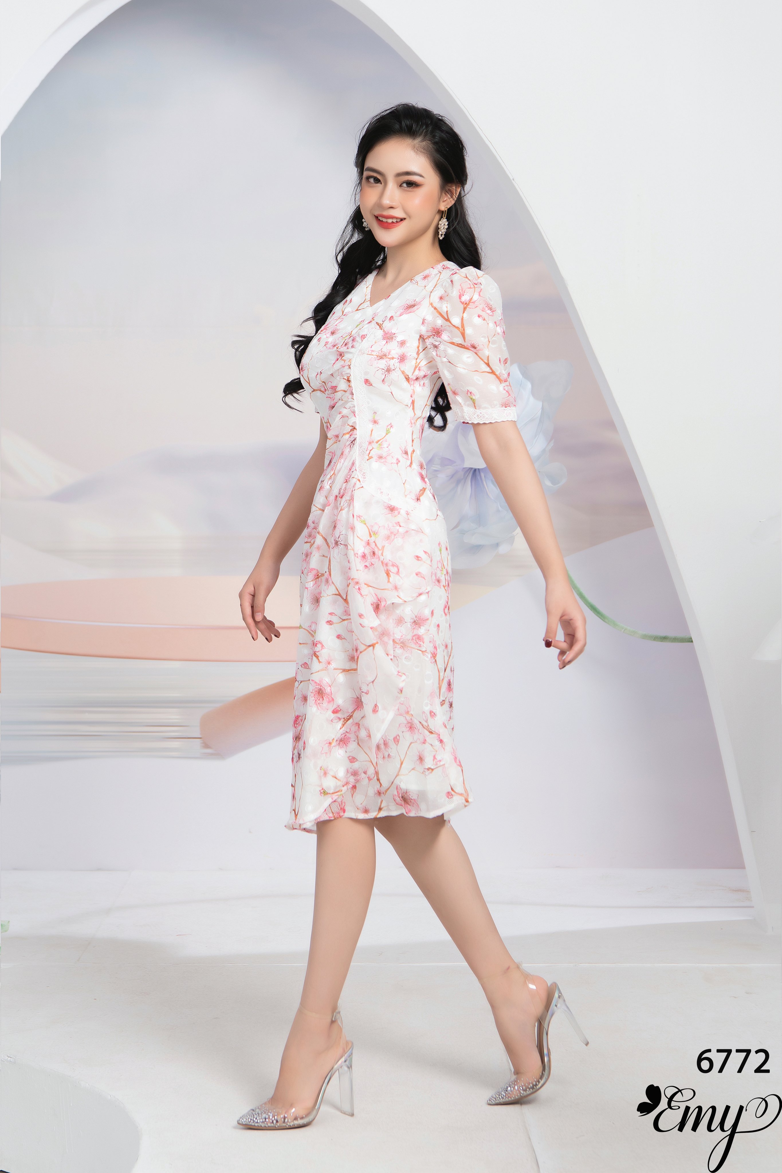 Đầm EMY EM6772 Xoè Tùng Đắp Chéo