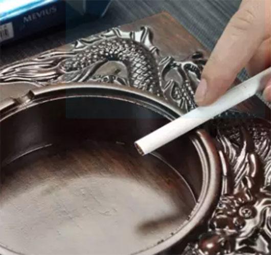 Gạt tàn thuốc bằng gỗ mun thơm