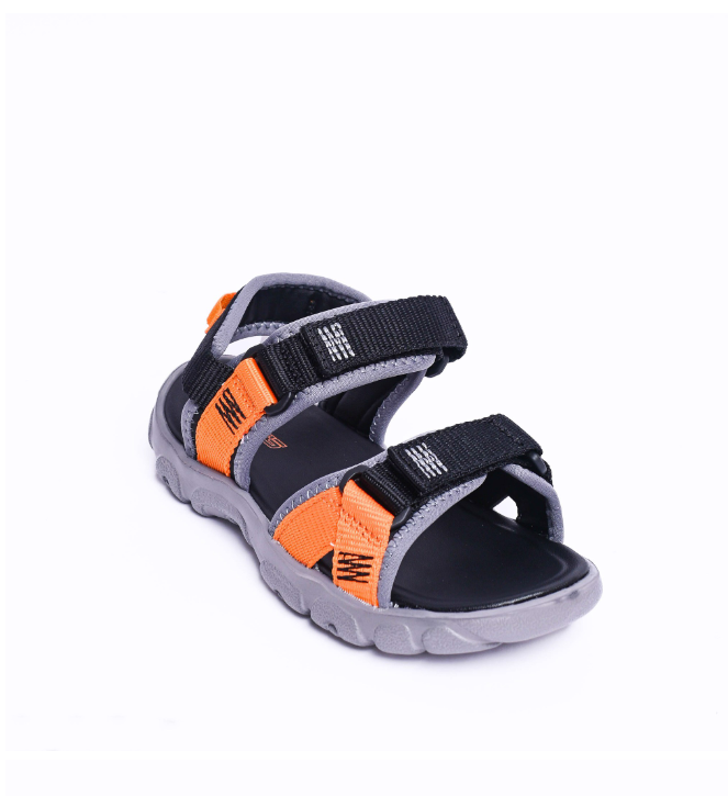 Sandal Eva Phun Biti's bé trai