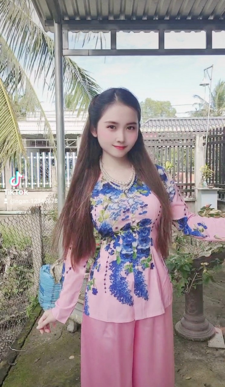 SÉT BÀ BA LẠP THỂ LỤA PHÁP IN 4D