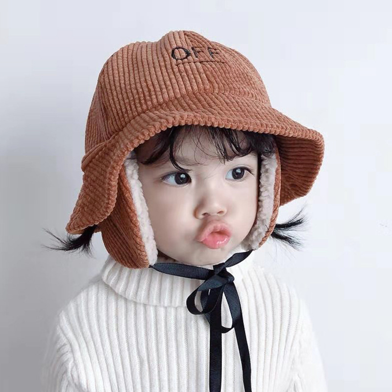 Nón nhung kẻ giữ ấm tai cho bé