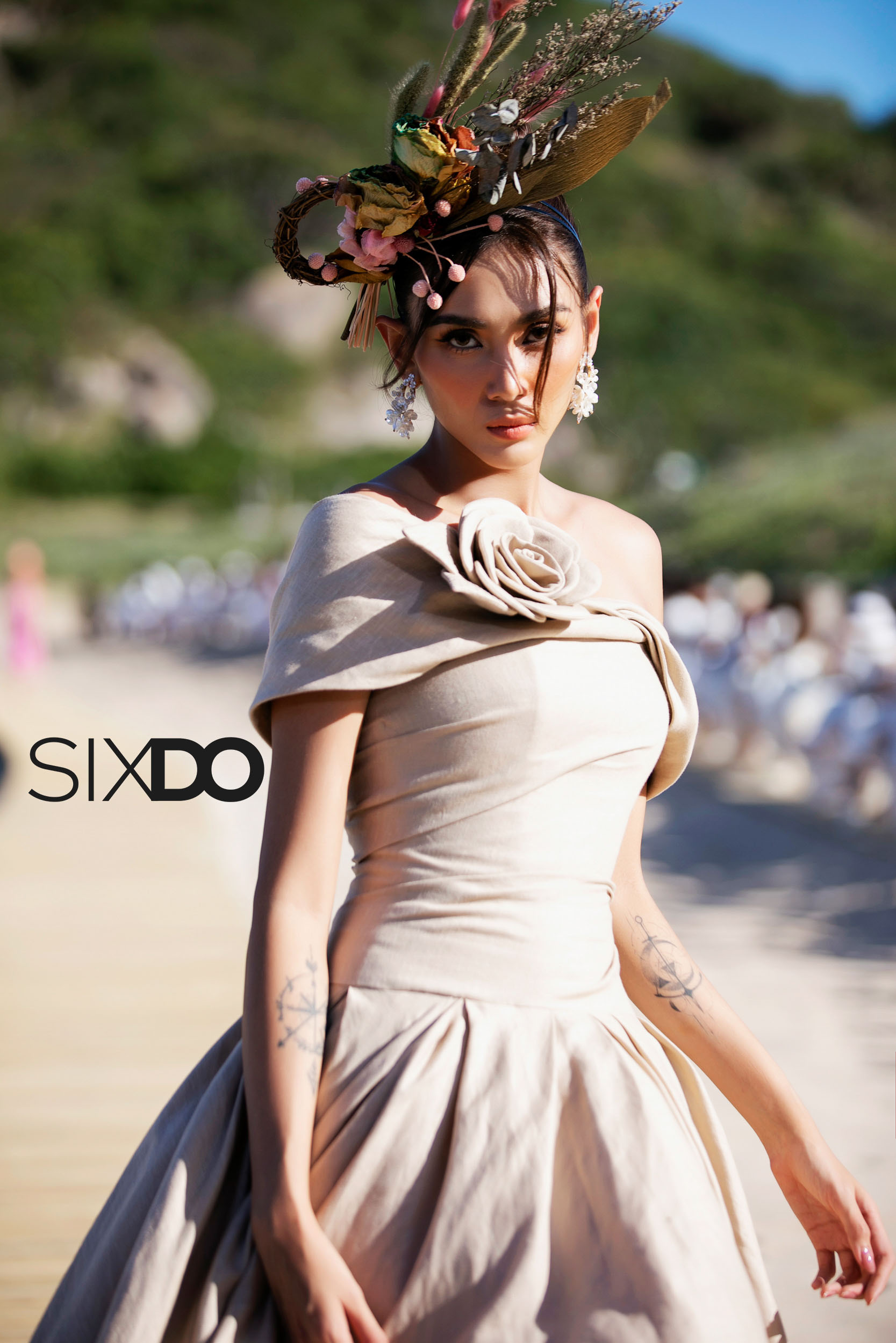 Đầm trễ vai linen dáng phồng SIXDO (Nude Off-shoulder Midi Linen Dress)