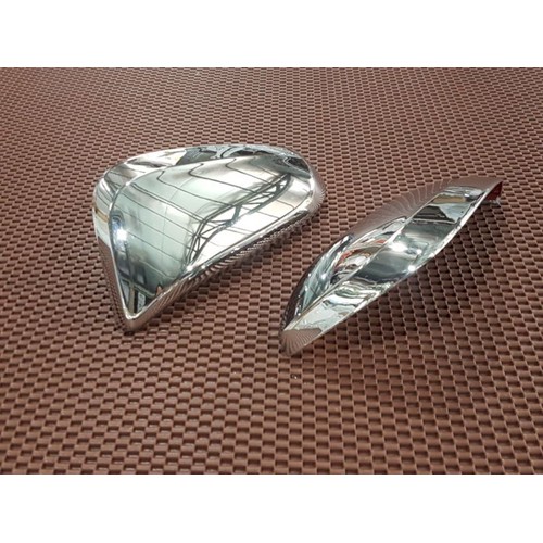 Bộ 2 ốp gương chiếu hậu xe Innova 2017-2019