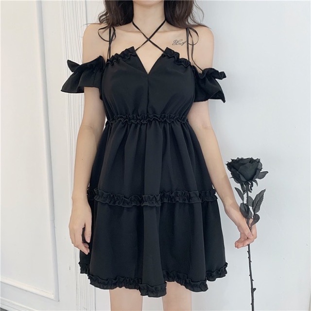 ĐẦM DÂY ĐEN TAY RỜI