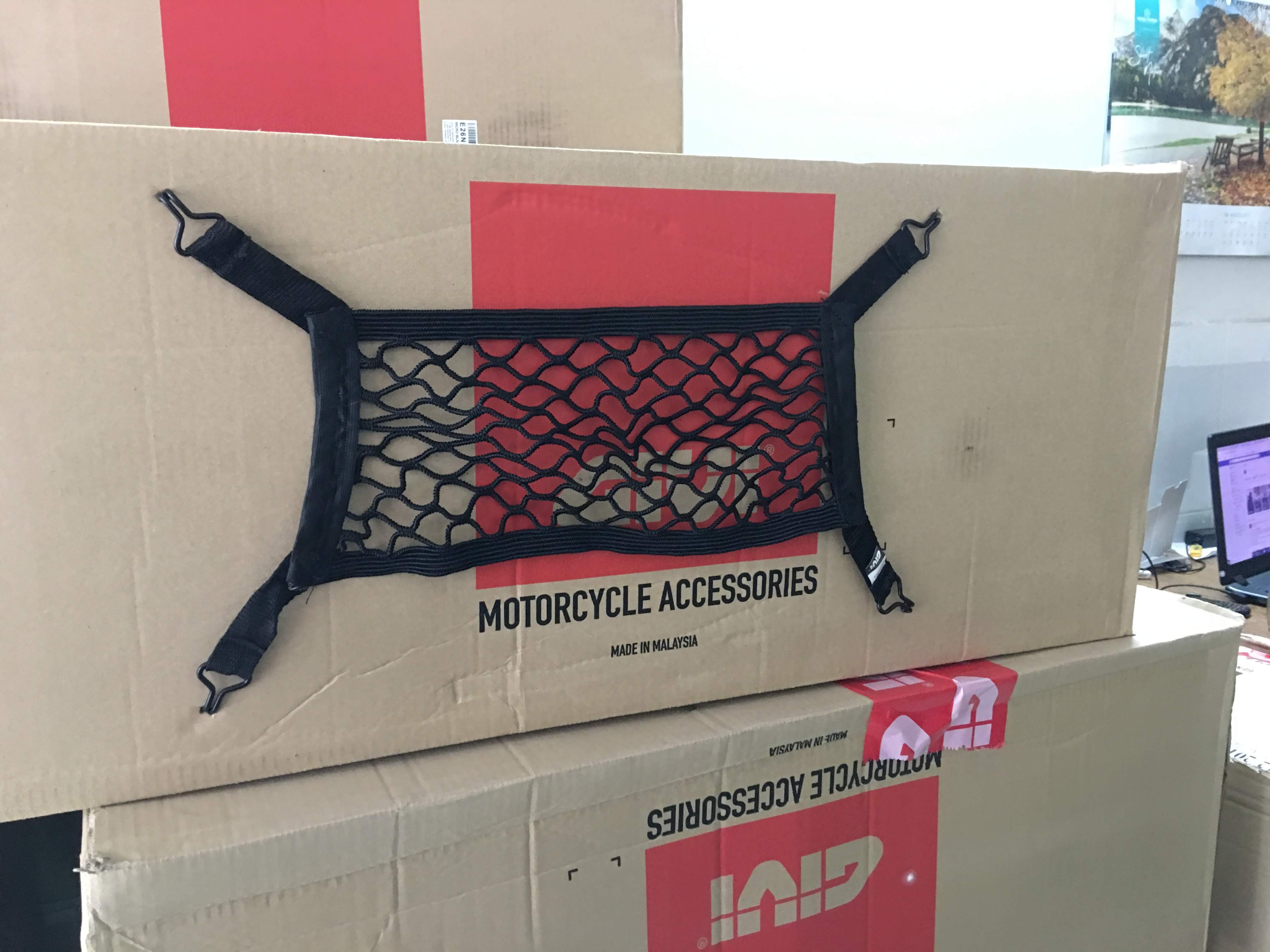 Lưới ràng thùng givi e43ntl_adv, lưới ràng givi ne43n phụ kiện hỗ trợ ràng đồ trên thùng givi e43ntl