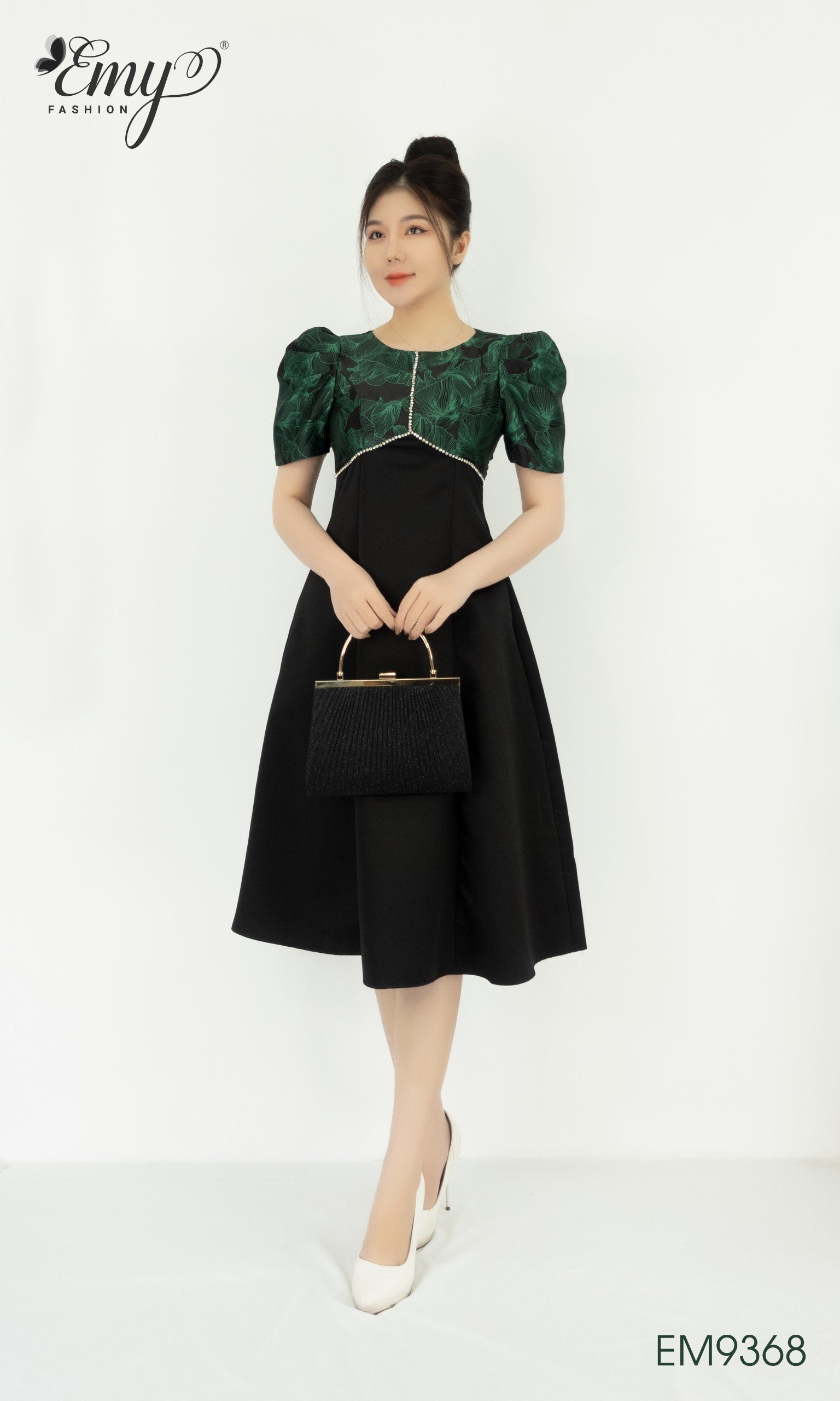 Đầm EMY EM9368 Xoè Gấm Xanh Phối