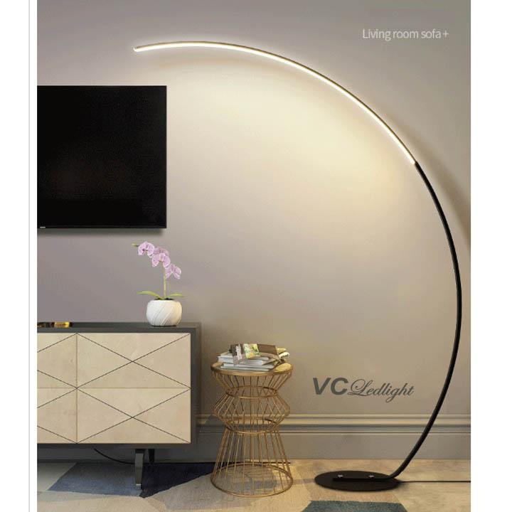 Đèn đứng cao cấp kiểu Bắc Âu
