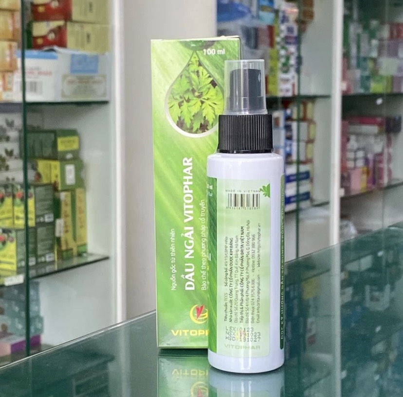 Combo 2 chai dầu ngải cứu vitophar 100ml hỗ trợ các chứng bệnh liên quan đến xương khớp