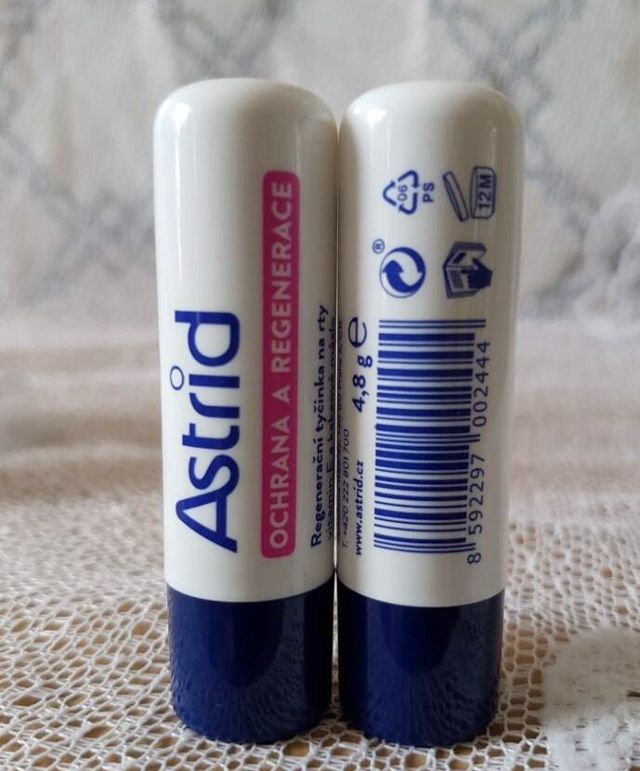 Son dưỡng môi Astrid Lip Balm 4,8 gr 1 cây