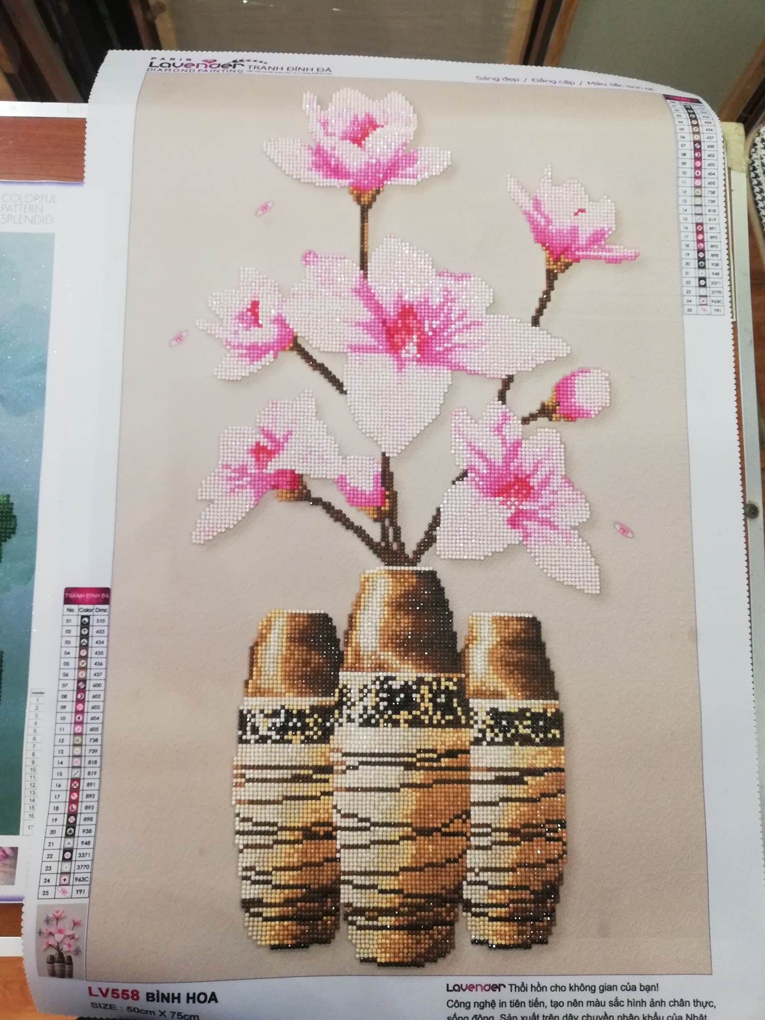 Tranh đính đá 5D Bình Hoa Lan- kích thước: 50x75cm (tranh chưa đính đá)