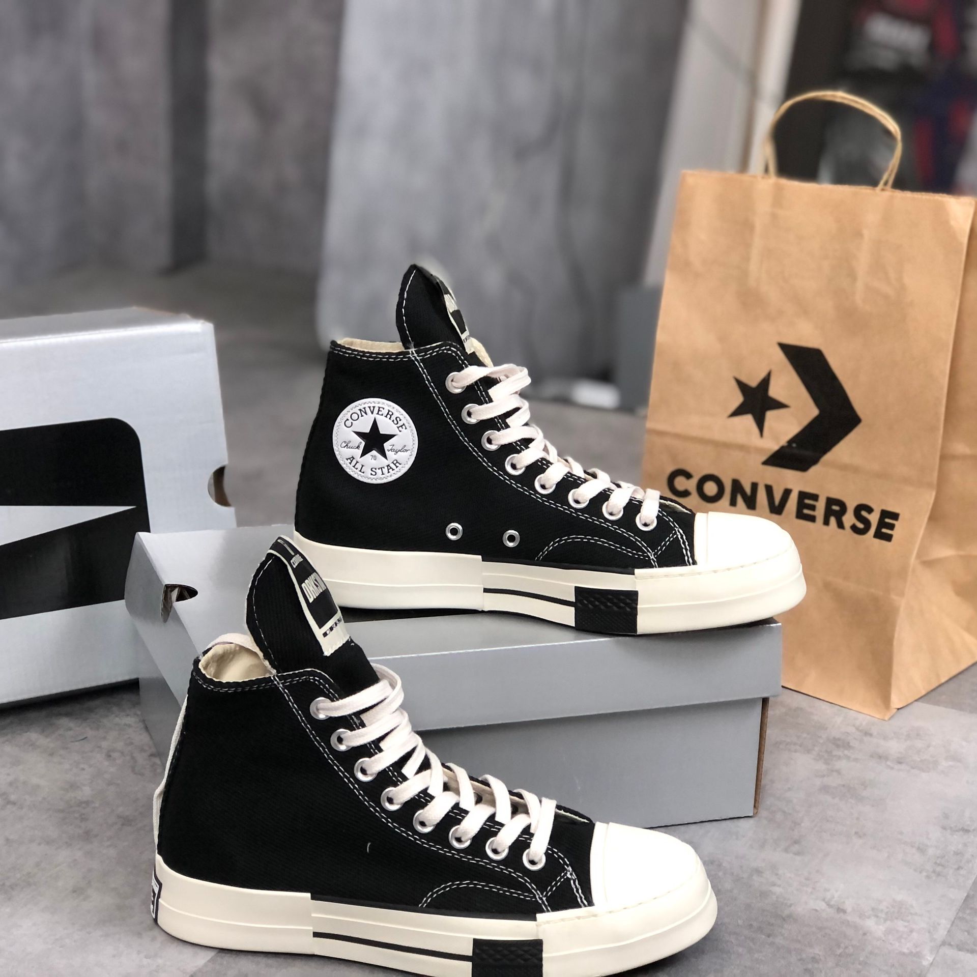 Giày Converse Chuck 70 Plus High Black cao cổ màu đen ( Full box+ tặng túi converse + bill + Tất)
