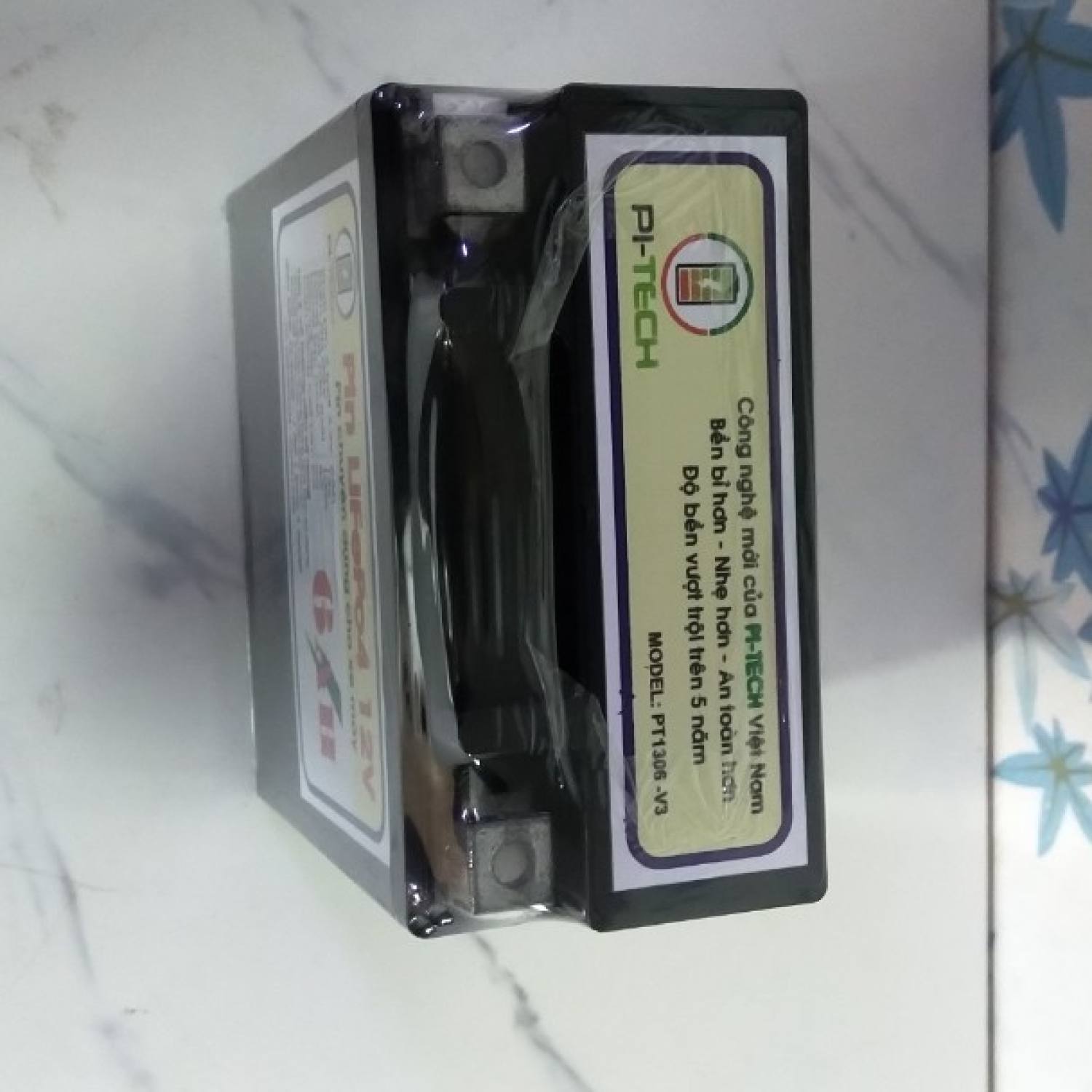 ẮC QUY - PIN LITHIUM THÔNG MINH PI-TECH V4 ( Khởi động xe máy- DREM)