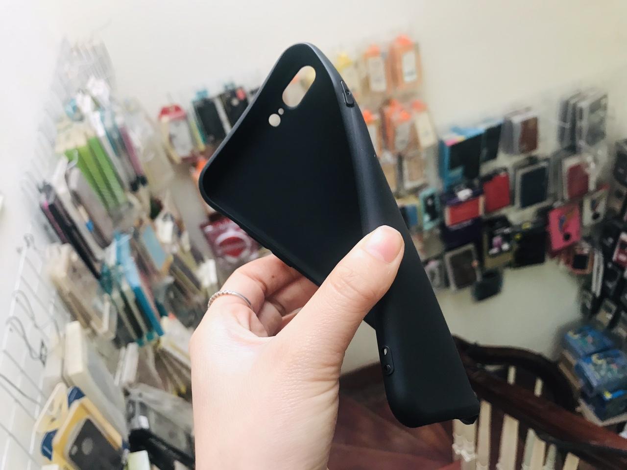 Ốp lưng iphone 7/8 plus dẻo đen silicon