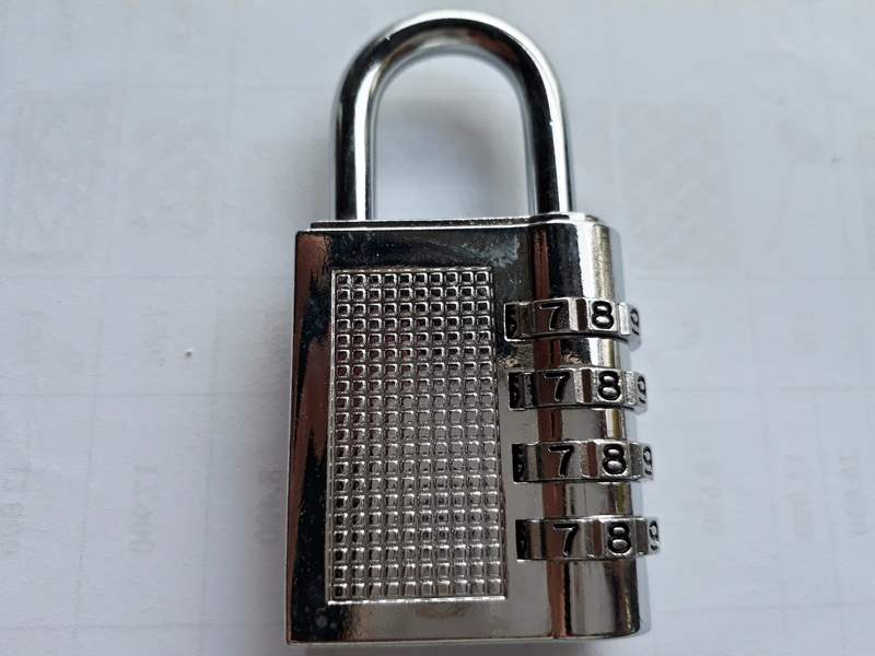 khóa số 4 số