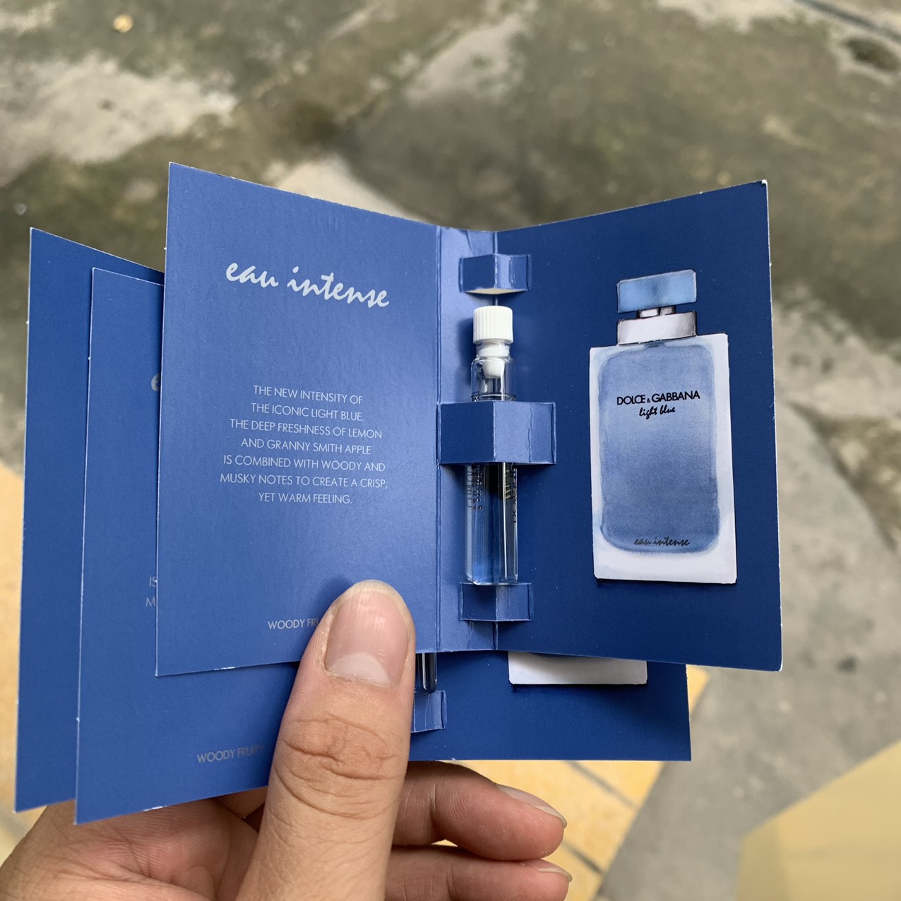 Mẫu Thử Vial Nước hoa 1.2ml D&G Light Blue Intense For Woman - Longfume Nước hoa Pháp Châu Âu chính hiệu bán chạy giá tốt