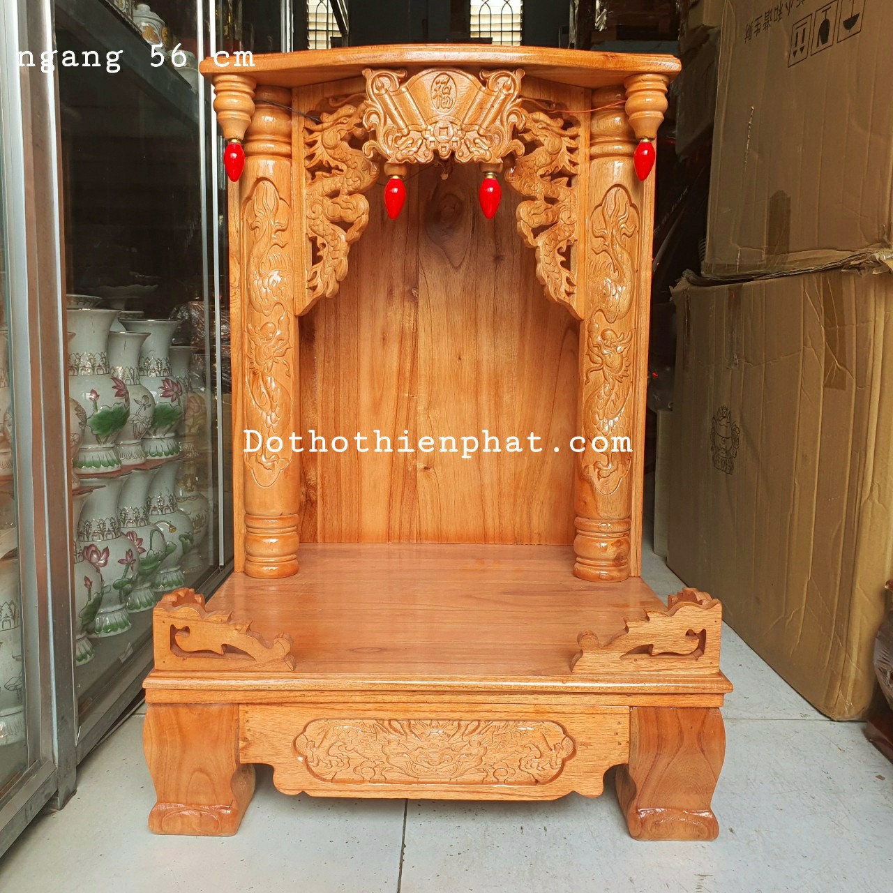 Bàn thờ thần tài ông địa gỗ xoan ngang 56 cm quỳ hộp mẫu mới rất đẹp