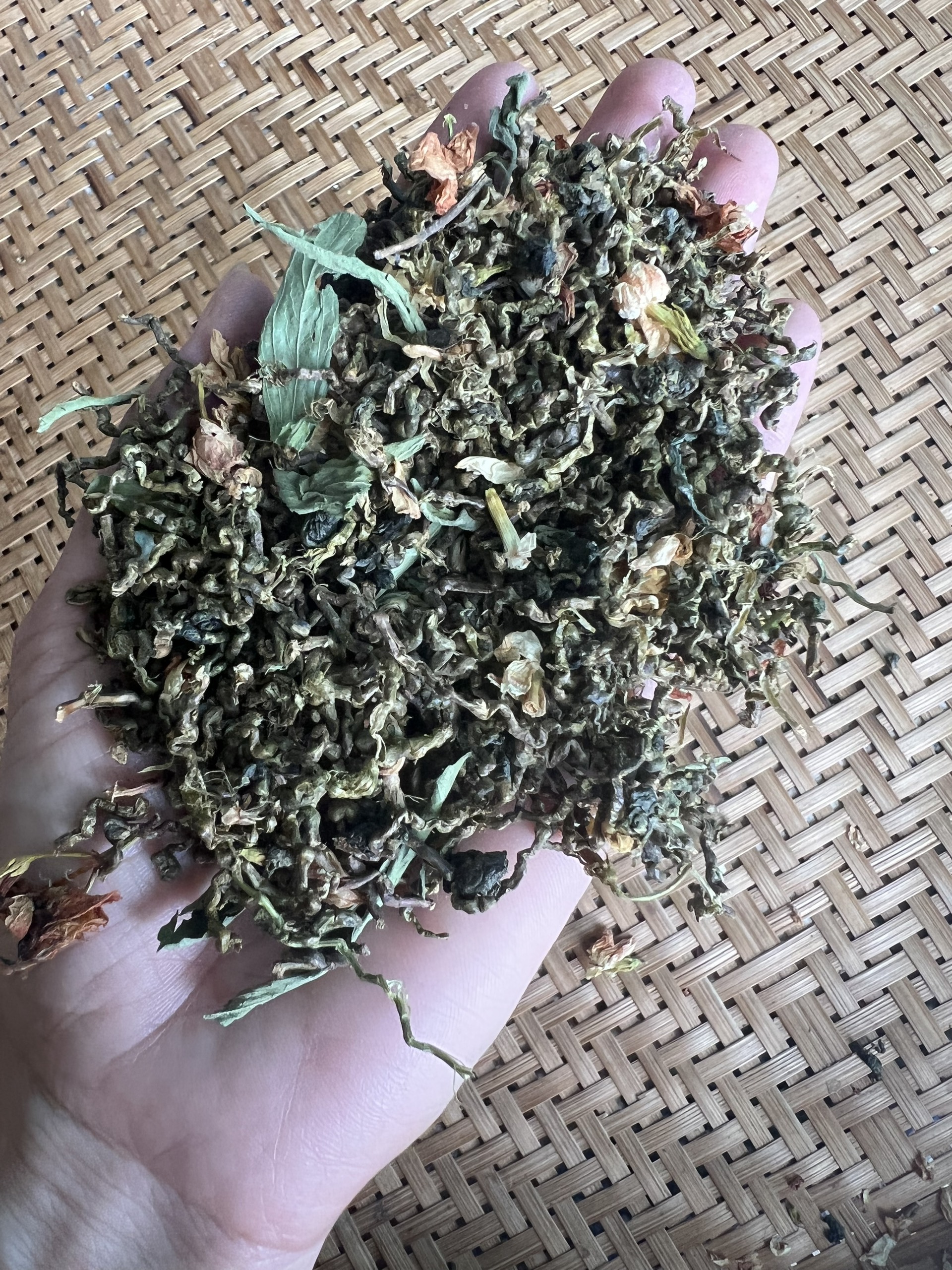 10 gói Trà sơn mật hồng sâm Mộc Châu