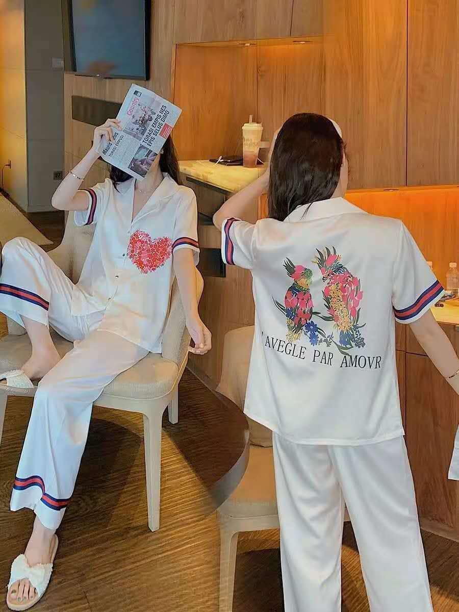 PIJAMA LỤA TRẮNG TIM CAO CẤP