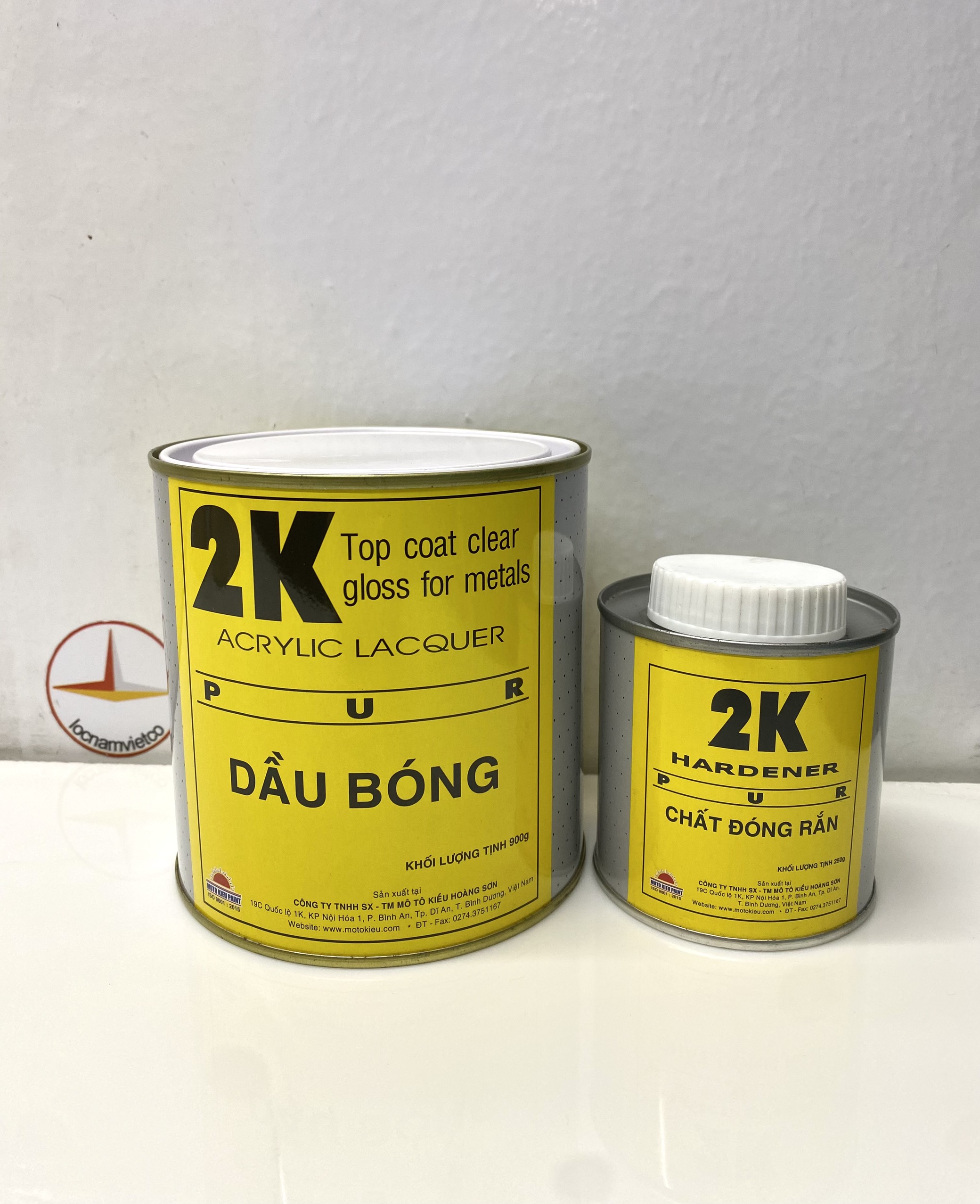 Dầu bóng 2K Moto Kiều, sơn bóng 2K vỏ vàng 1L/Bộ