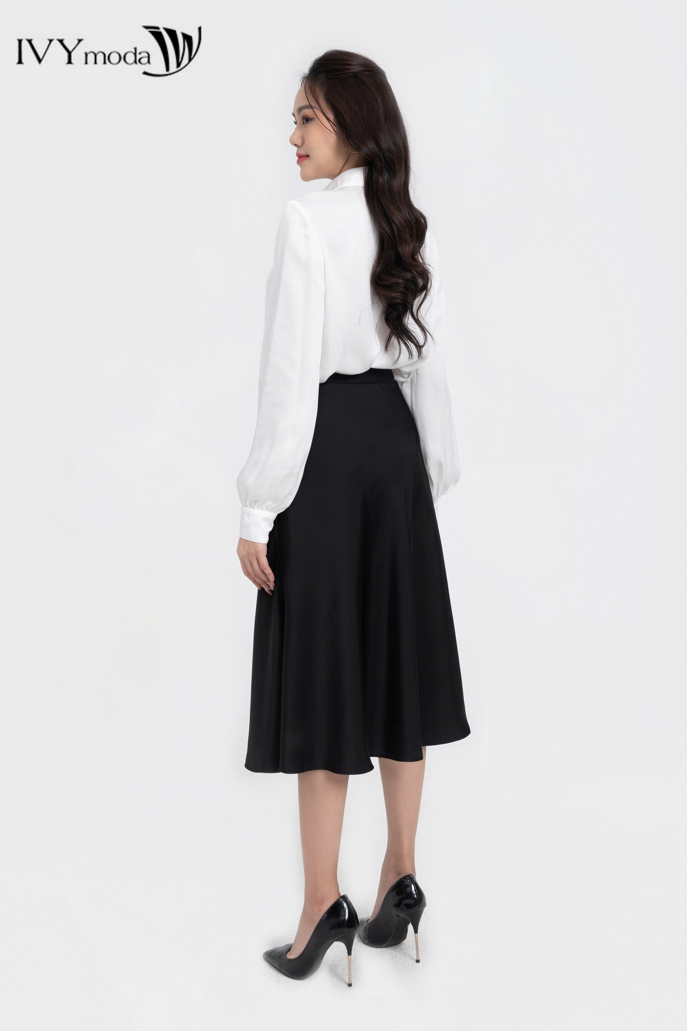 Chân váy lụa 2 lớp IVY moda MS 31M7997