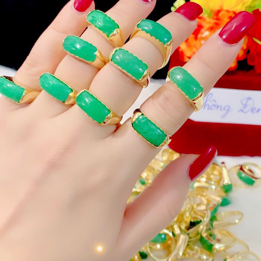 Nhẫn đá Cẩm Thạch sơn thuỷ Vip có chạm khắc Kim Tiền tinh xảo Tài Lộc Thăng  Hoa — HOA MINH GEM