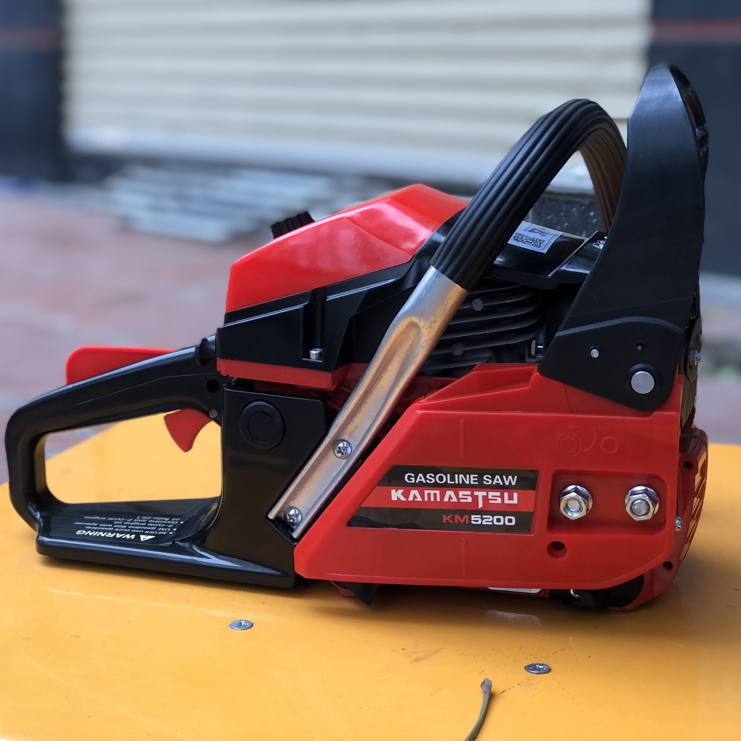 Máy Cưa Xích Kamastsu KM5200 ( bao gồm Lam Xích )