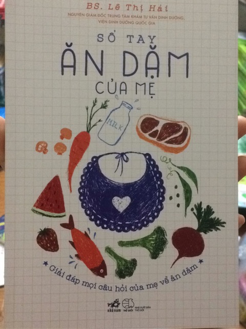 Sách - Sổ tay ăn dặm của mẹ ( có kèm thực đơn ăn dặm )