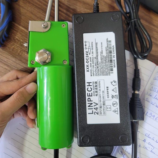 Nguồn tiêu chuẩn 24V 5A DC